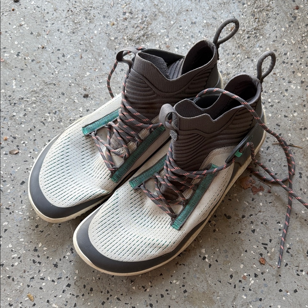 Men's Vivo Barefoot MAGNA SG WP Trail Shoes in Gray and Green Size 11/EU 44